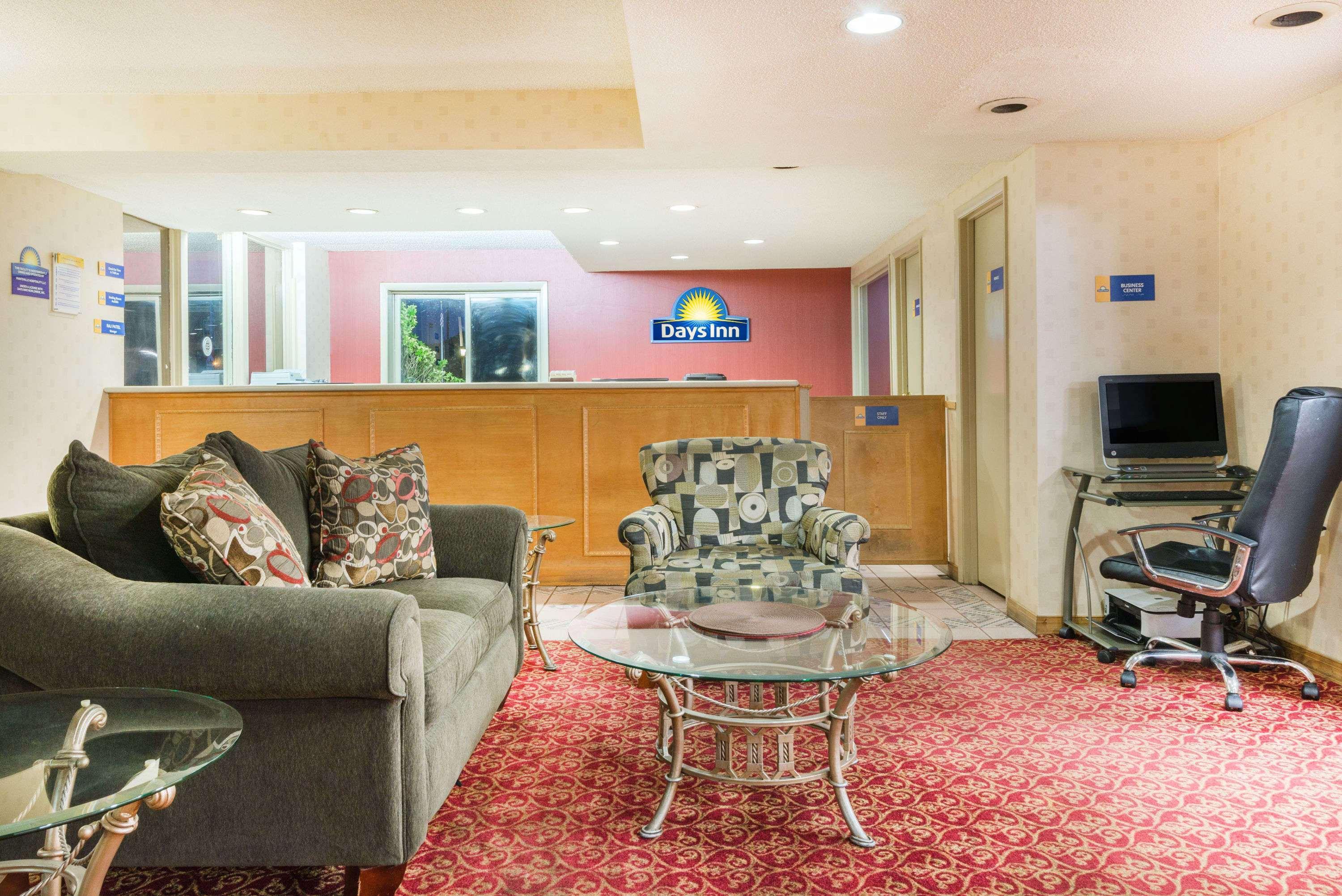 Days Inn By Wyndham Paintsville Exterior photo